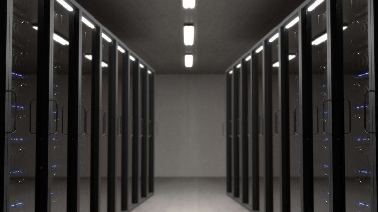 Cableado de redes y rack thelecer